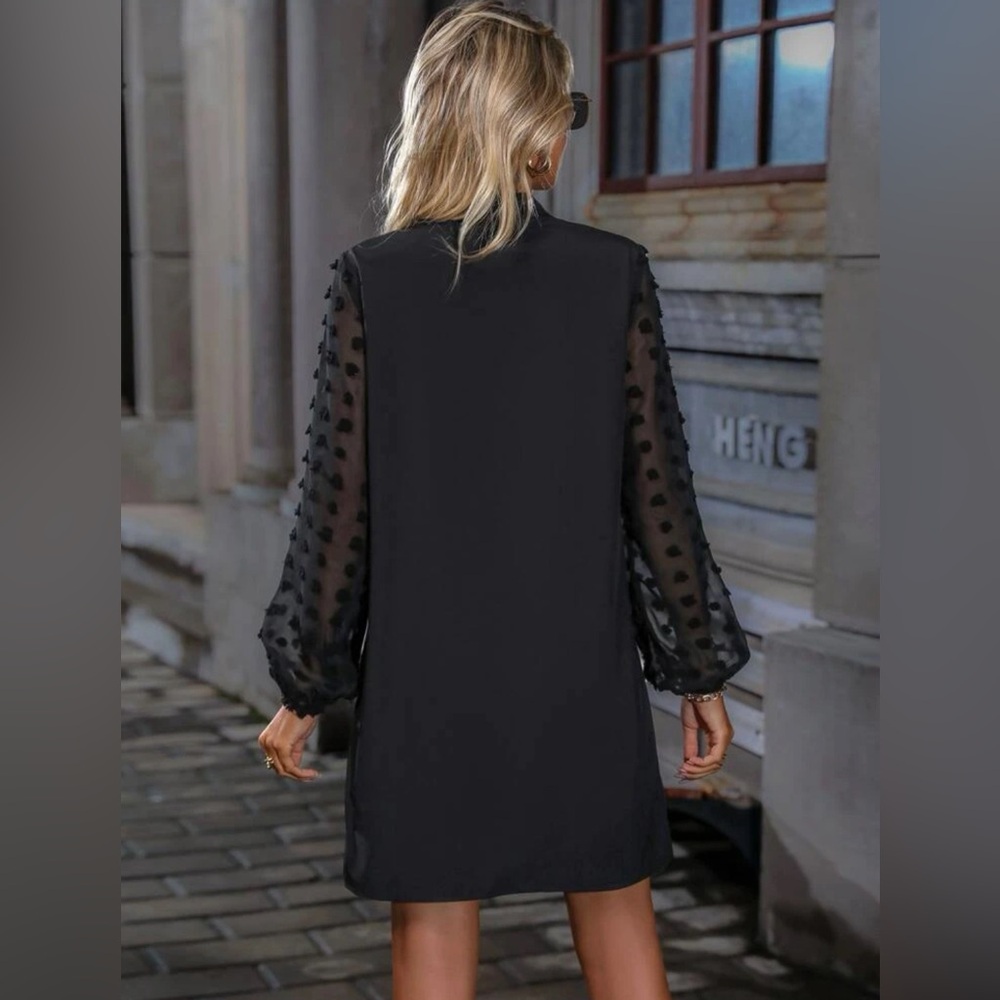 SOLD Swiss Dot Lantern Sleeve Dress| Size L 8/10| Black - Picture 2 of 8
